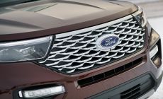 18-Ford-Explorer-Platinum.jpg